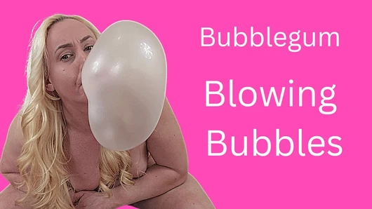 Bubble Gum пускает мыльные пузыри - горячая милфа-блондинка Michellexm