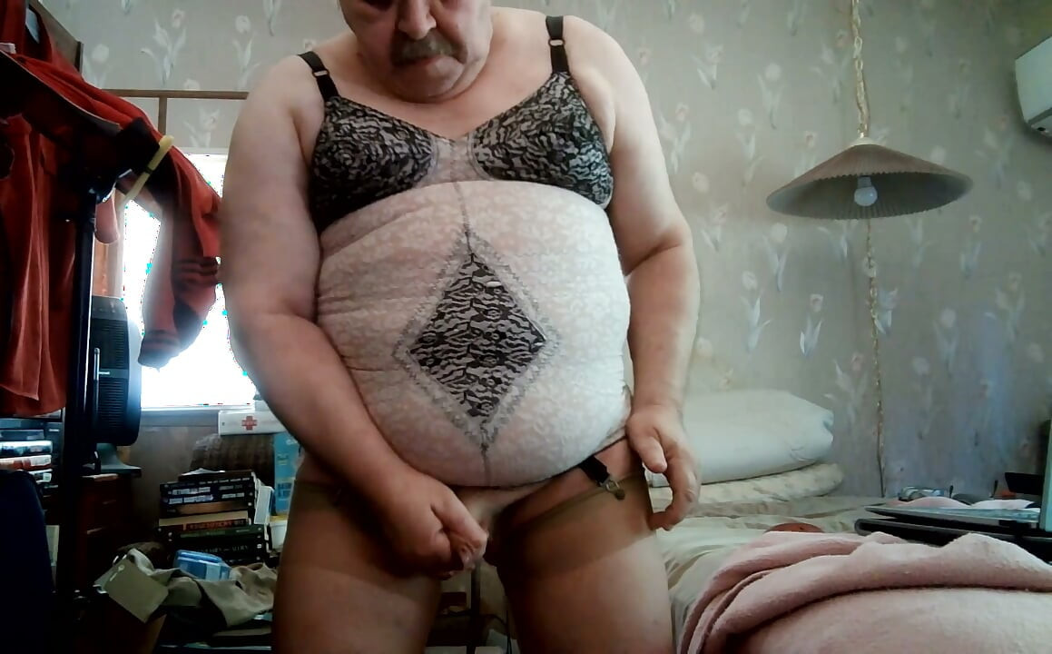 THE MOTHERFUCKER MASTURBATOR - CUM