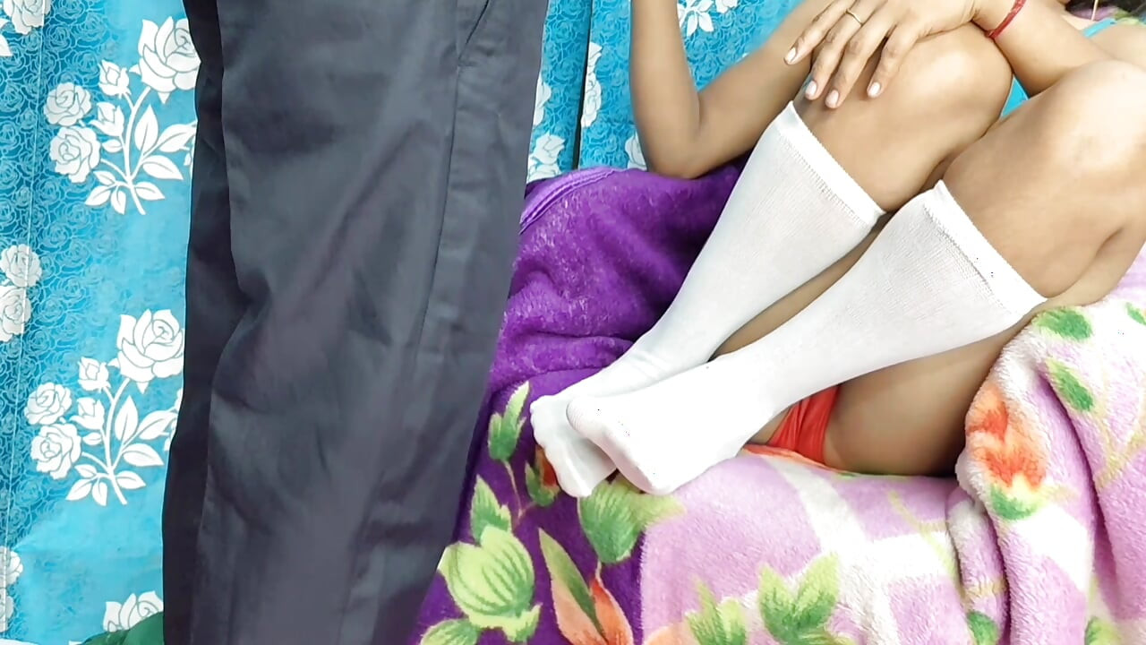 Indian desi cute school girls tight pussy xxx fuck, school girls tight pussy.mp4