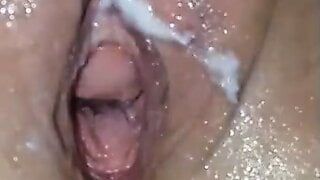 Hotwife, pussy fisting hard. Pussy gaping hardcore – I love my pussy getting stretched
