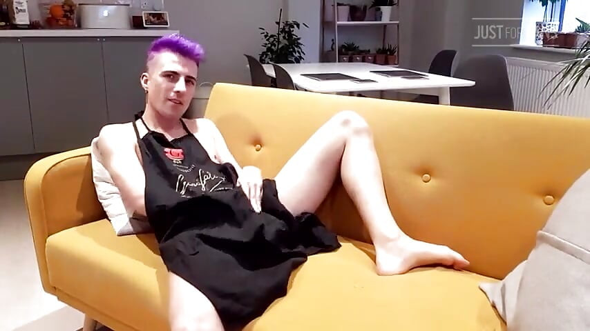 Apron-only Twink Masturbation After Cooking