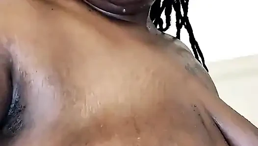 Shower Live