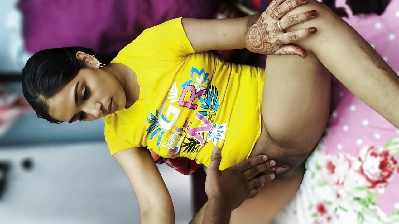 I Fuck My Indian Desi Mausi While No One Is in Home