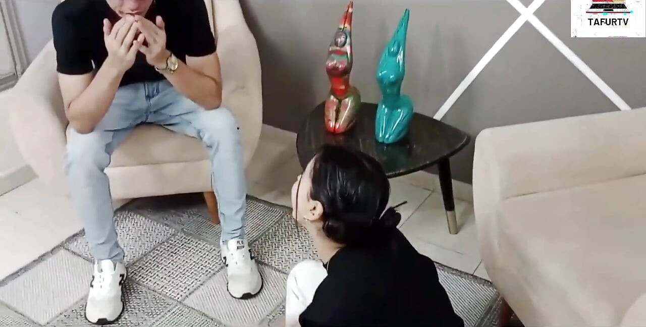 My Neighbor's Horny Bitch Asks Me to Fuck Her Hard Because She Likes to Have My Cock in Her Mouth and in Her Pussy Stuffed- Best