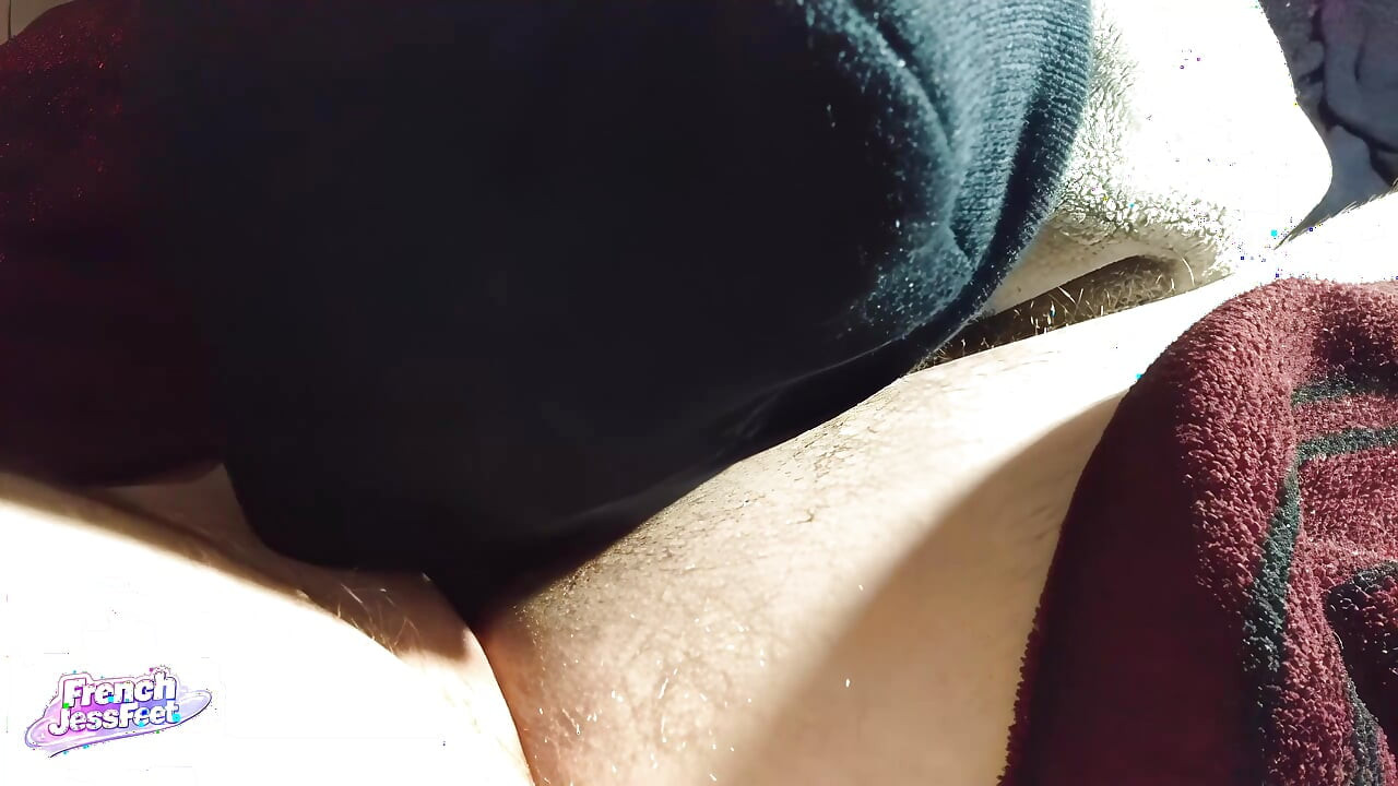 Sexy pomalé kouření bývalé přítelkyně pov dostala sperma po celých rtech a ústech!