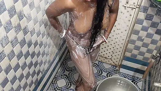 Mandi air panas pertamaku