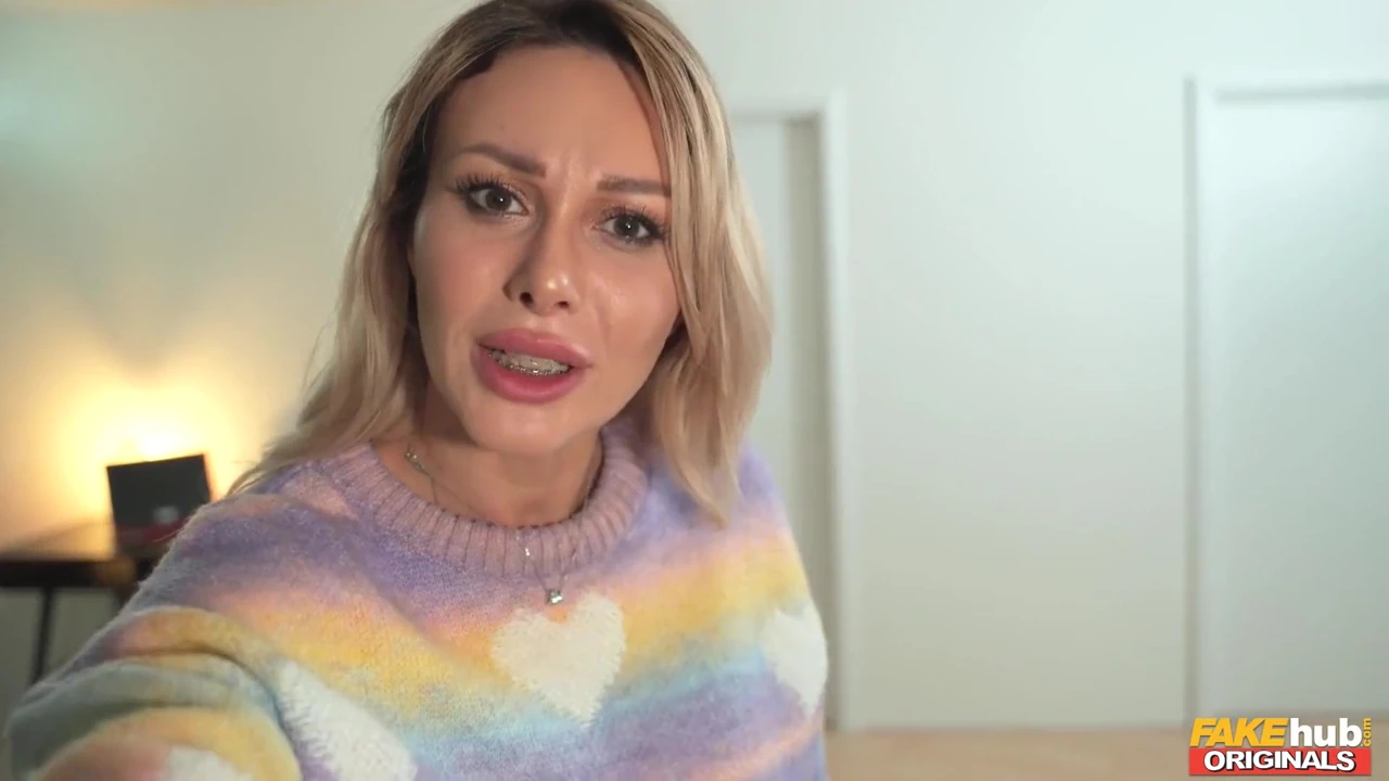 Fakehub Originals - sapık oda arkadaşı Karina King Dic'i sikiyor