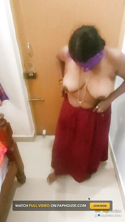 Desi Tamil BBW Latha Nude Body Show Big Boobs Hairy Pussy Tease for Boy Bestie! Indianhotwifex