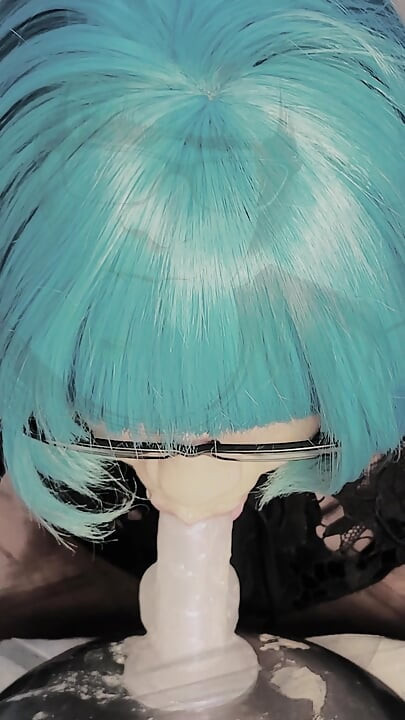 セクシーシシースラット・キャンディの喫煙と乱雑な吸い込み