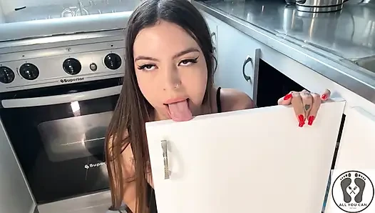 Calibaby evde tek başına temizlik azgın bir duruma dönüşüyor