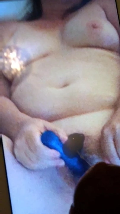 Friends jacking off to wife