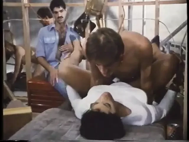 Sok ribanc kap meleget az egész testén