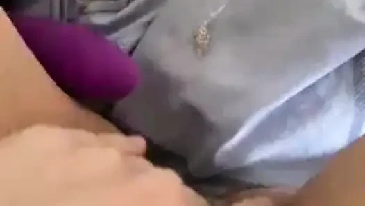 Masturbasi sama pacarku di panggilan video
