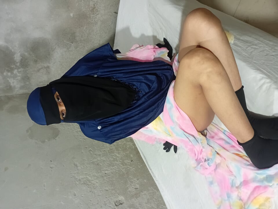 Hijabi girl was fucked in doggy style