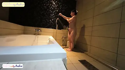 Schmutzige brustwarzen und schlaffe titten, viel zu schmutzig zum handhaben. Doppelter creampie, hausfrau, Nonstop höhepunkt ko!