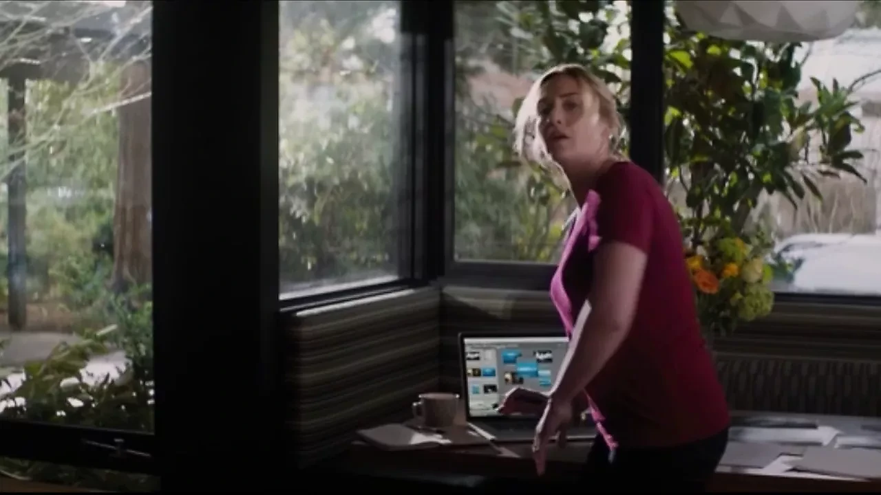 Kate Winslet In The Mountain Between Us (2017)