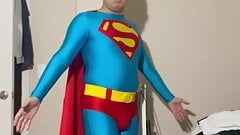 नया सुपरमैन सूट