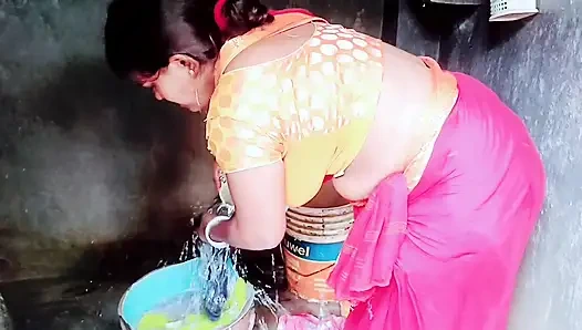 Я моет дом, я был на боссе, и моя спина сильно болела, сэр, это чувствовало себя очень хорошо сейчас.