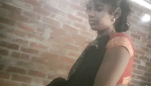 Bhabhi Baru yang Cantik dan Hot dengan Bokong Besar dan Devar Full Romantis