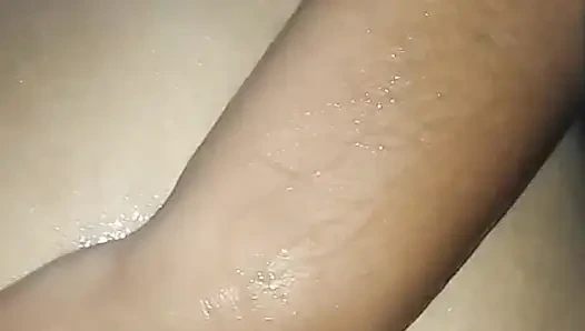 Mit meinem spielzeug in der dusche
