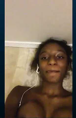 Skype with a hot ebony part 1