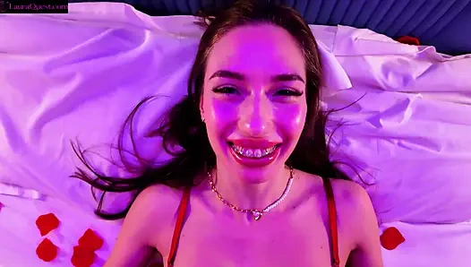 Valentines Überraschung, er verschenkt mir ein Spielzeug, ich squirte für ihn und lasse ihn zweimal kommen