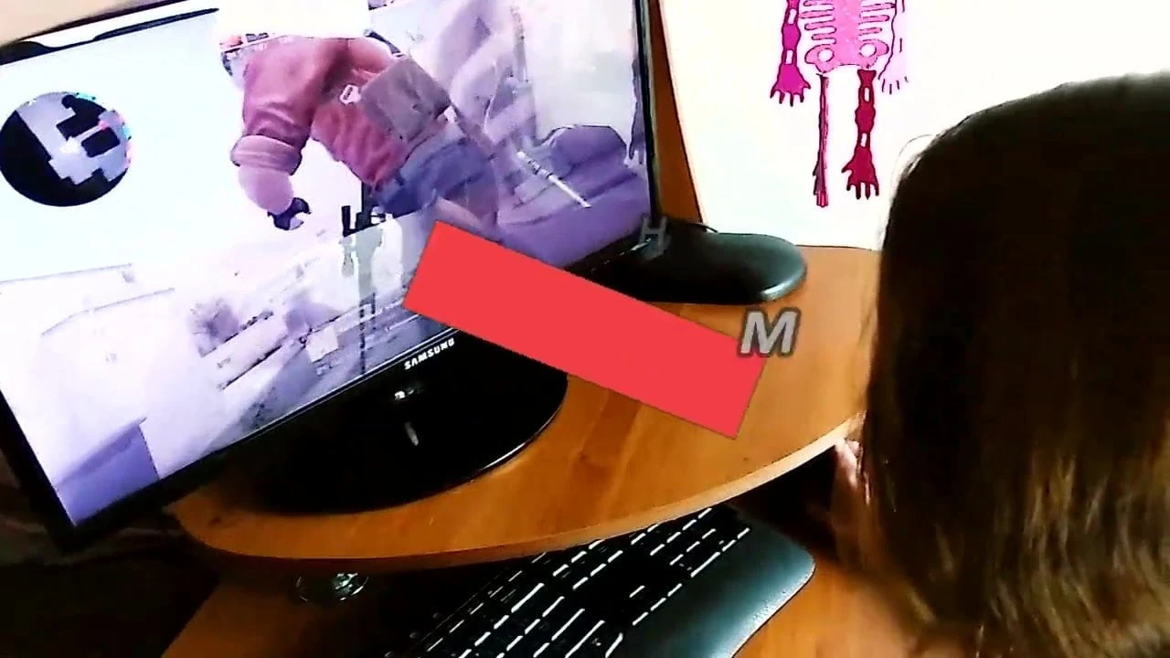 ゲーマーガールのハートアナル中出し
