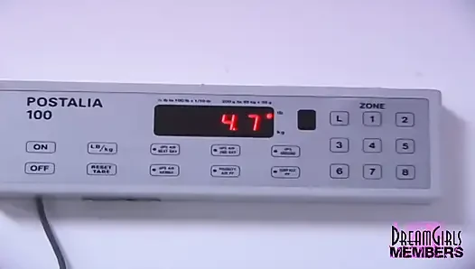 эти сиськи весят 5 фунтов за штуку!