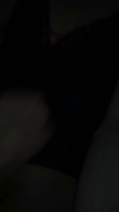 라스 담베르거 리트랜스틴 중요한 수영복과 입에 스쿼트