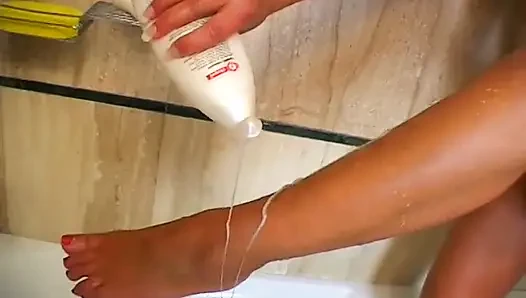 Perfect busty chick masturbation