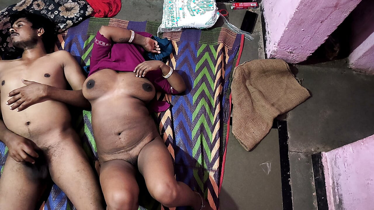 Stepsister Got Fucked During a Game