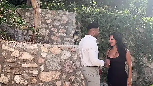 Огромный Член Для Пышногрудой Индийской Ясмины Хан