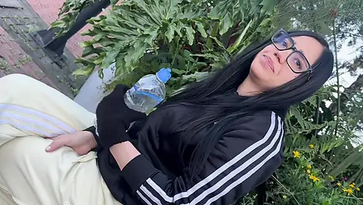 Lernen Sie Estefany kennen, das schöne Mädchen