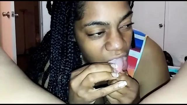 deep tongue in the pussy