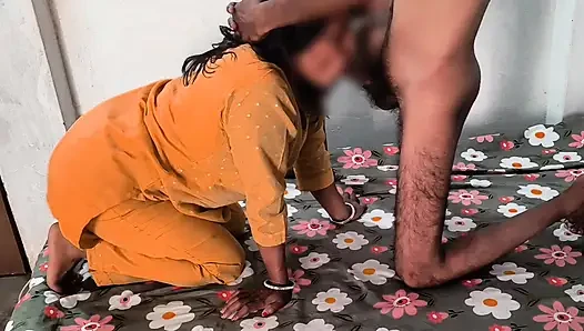 Rekaman seks tante hot india dientot gaya doggy