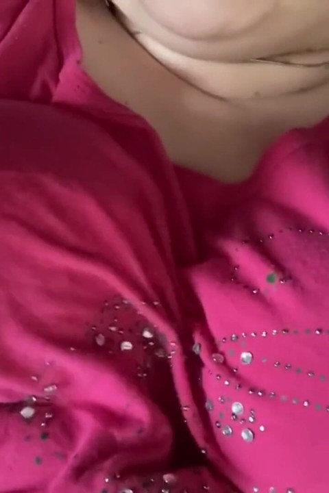 SSBBW Playing with My Boobs Nipples Hard