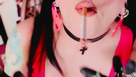 18 ringe & latexhandschuhe! Miss tina Snua raucht 2 Korken zigaretten für ihren Handschuh-fan! - Raucherin OMI OME snap atmet driftend