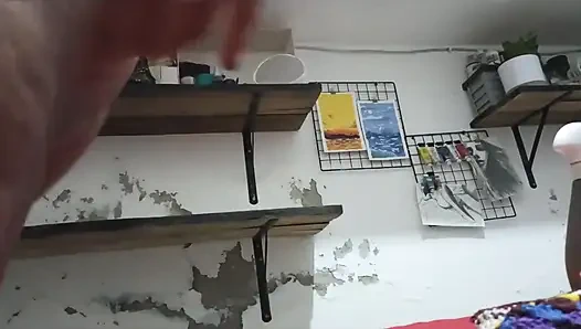 Я оставил снимать мобильный телефон пухлой сводной сестры-невестки в стрингах