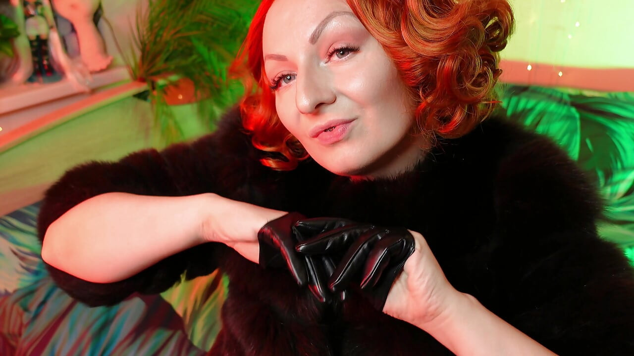 Sexy pin up Arya doing ASMR sounds with short leather gloves