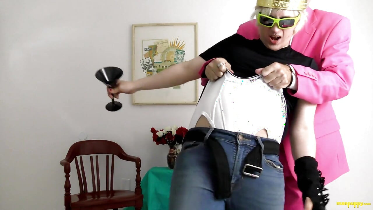 A Wedgie for the Influencer