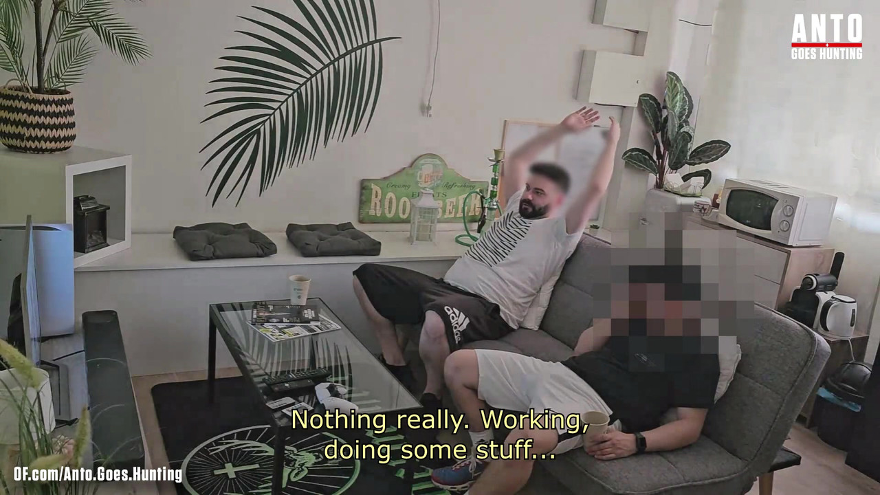 我的直男朋友“chris”（他以前发现我在撸管）上一次问我，并给我惊喜