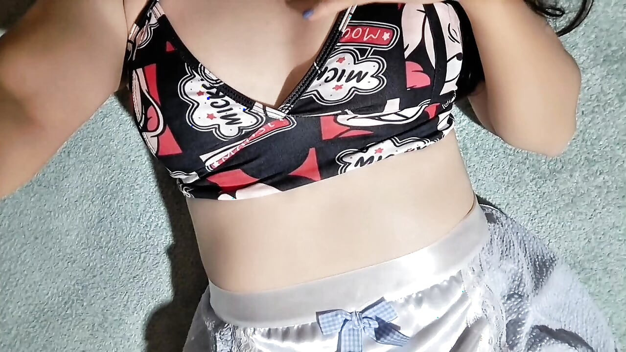 Colombian touches her big tits