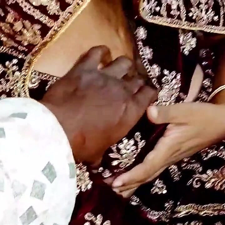 Indian Desi Girl Bur Chudai Video Indian Real Bhabhi First Time Chudai Video for Her Reply Please Provide Sex Sarvece
