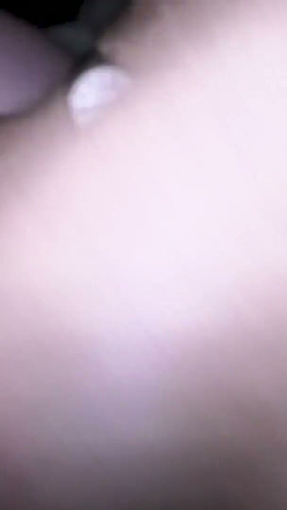 El padrastro coge a su nueva novia por el culo y le hace creampie | Clip 2