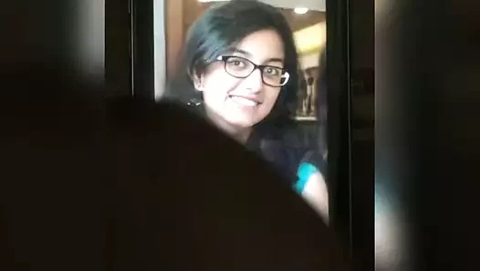 Aditi için istenen boşalmak haraç