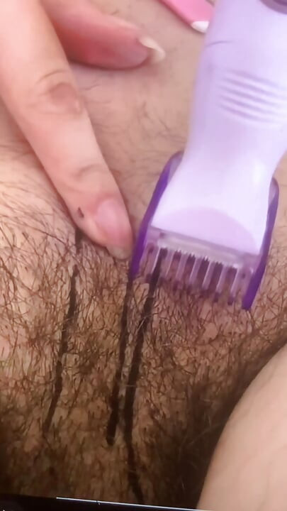 내 머리를 자르고 그것을 밖으로 시도