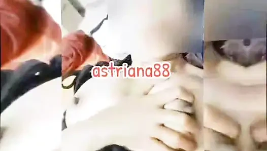 Yanlısı bekar kadının büyük bir yarağa ihtiyacı var