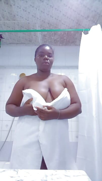 Naughty shower girl