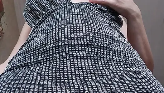 Voyeur, You Catch Me Flashing pussy - I Know You're Looking Under My Skirt