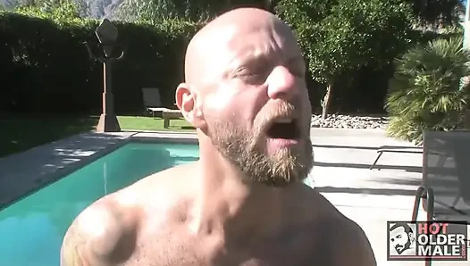 Tüylü sikiciler: Dan Rhodes ve Marc Angelo